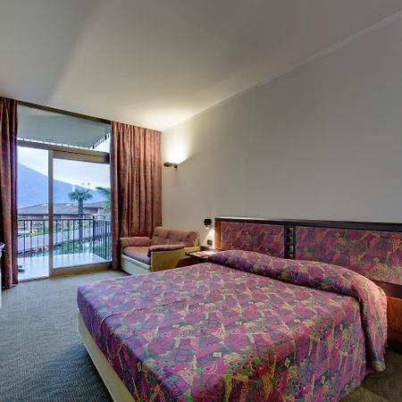 Hotel Leonardo Da Vinci Limone sul Garda Exterior photo
